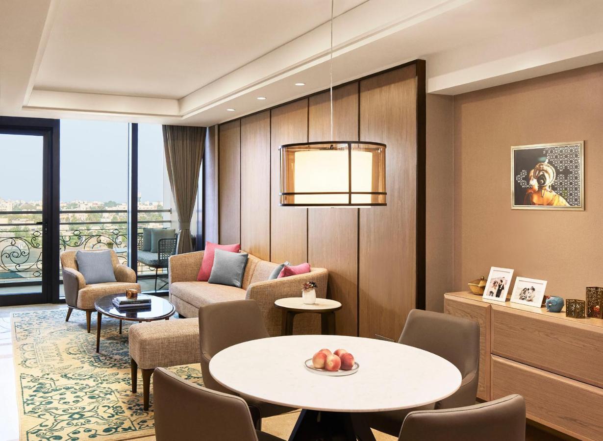 Готель Taj Wellington Mews Ченнаї Екстер'єр фото