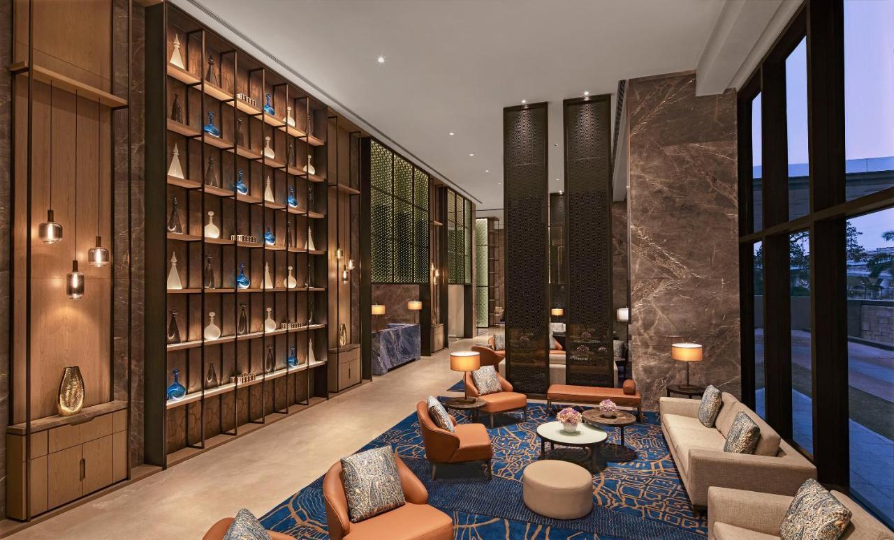 Готель Taj Wellington Mews Ченнаї Екстер'єр фото